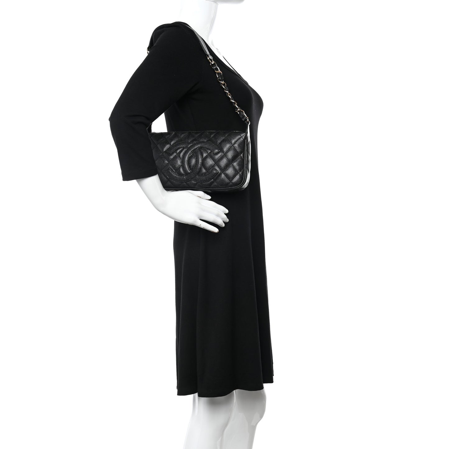 Caviar Quilted Timeless CC Shoulder Bag Black