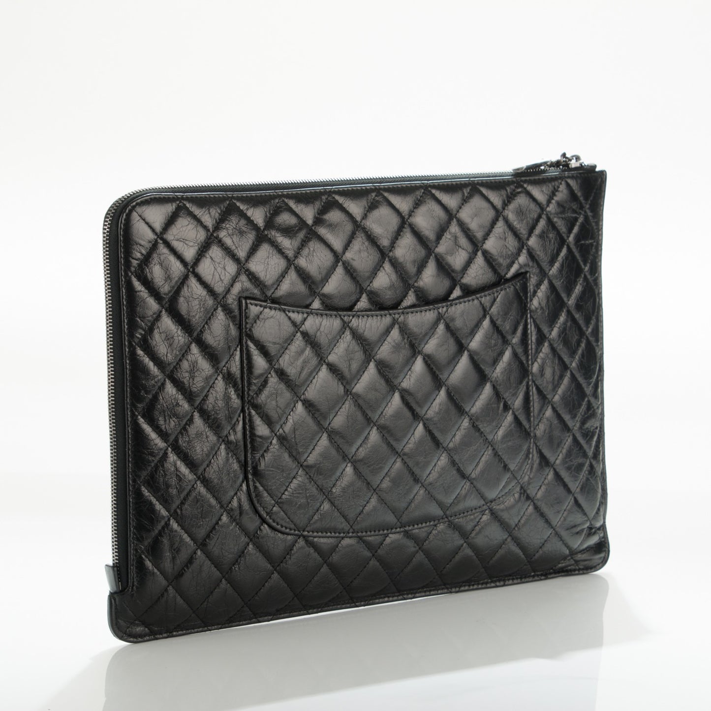Crumpled Lambskin Quilted Large Slide Pouch Black