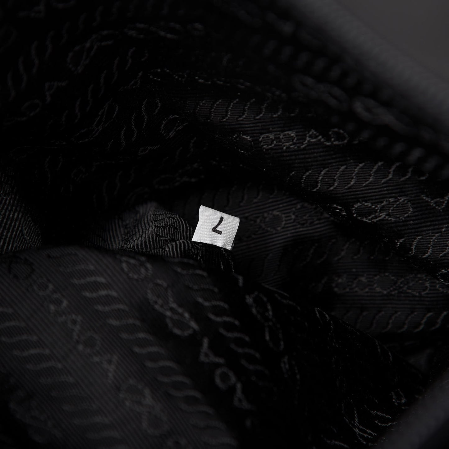 Tessuto Nylon Impunture Chain Shopping Tote Black