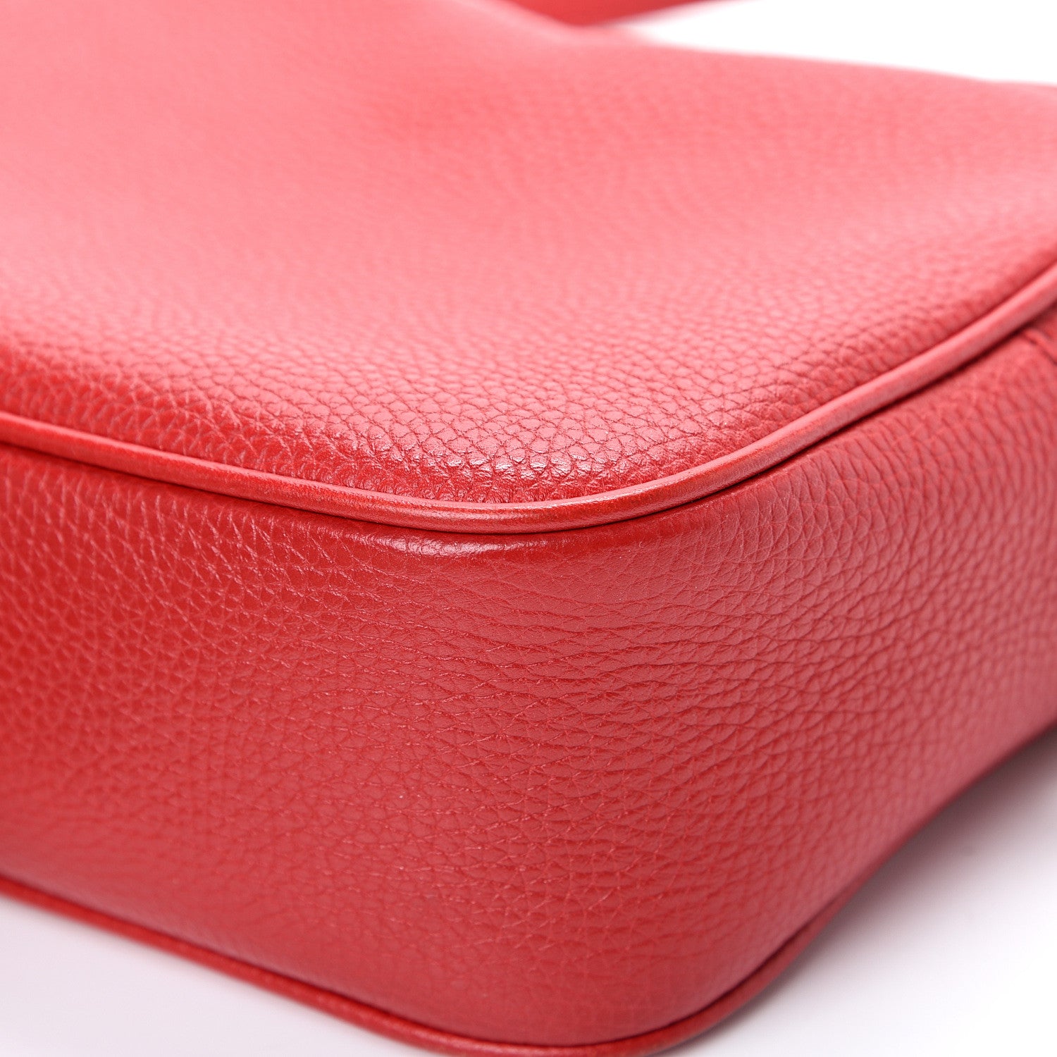 Gucci Pebbled Calfskin Small Soho Disco Bag Tabasco Red 10 of 15
