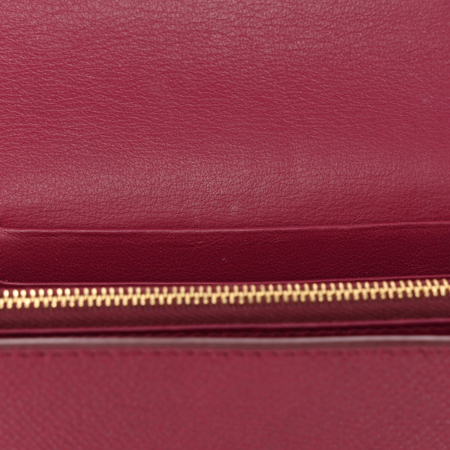 Grained Calfskin Medium Trotteur Multifunction Flap Wallet Plum
