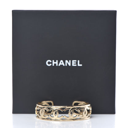 Chanel Metal Logo CC Cuff Gold 5 of 5