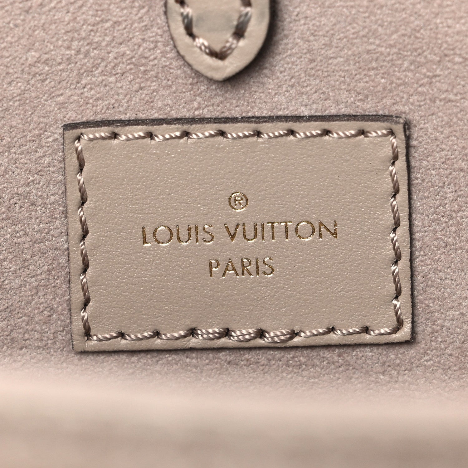Louis Vuitton Empreinte Monogram Giant Onthego MM Tourterelle Creme 6 of 13