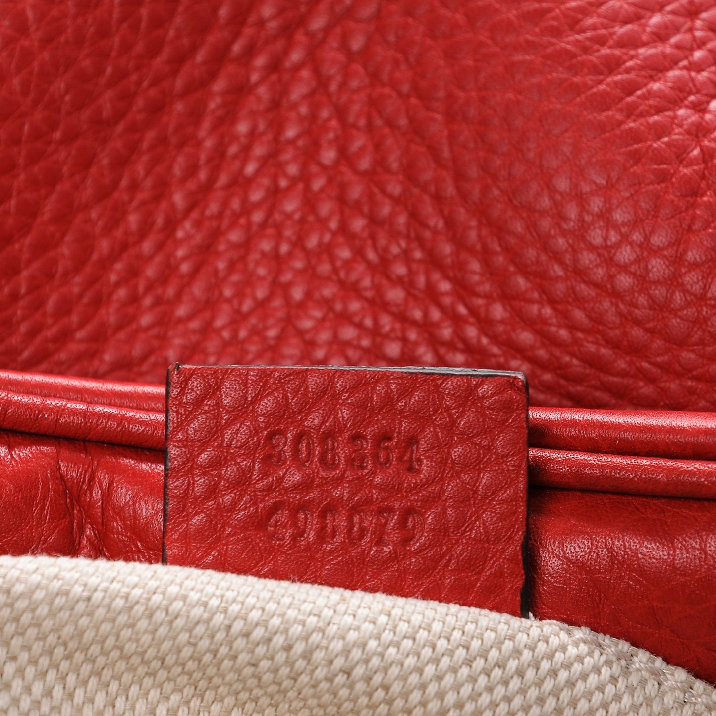 Pebbled Calfskin Small Soho Disco Bag Tabasco Red