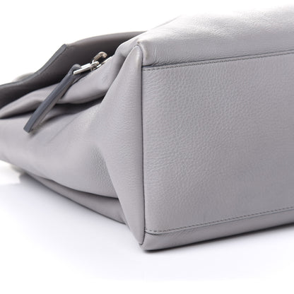 Givenchy Grained Calfskin Medium Pandora Pure Flap Bag Pearl Grey 18 of 19
