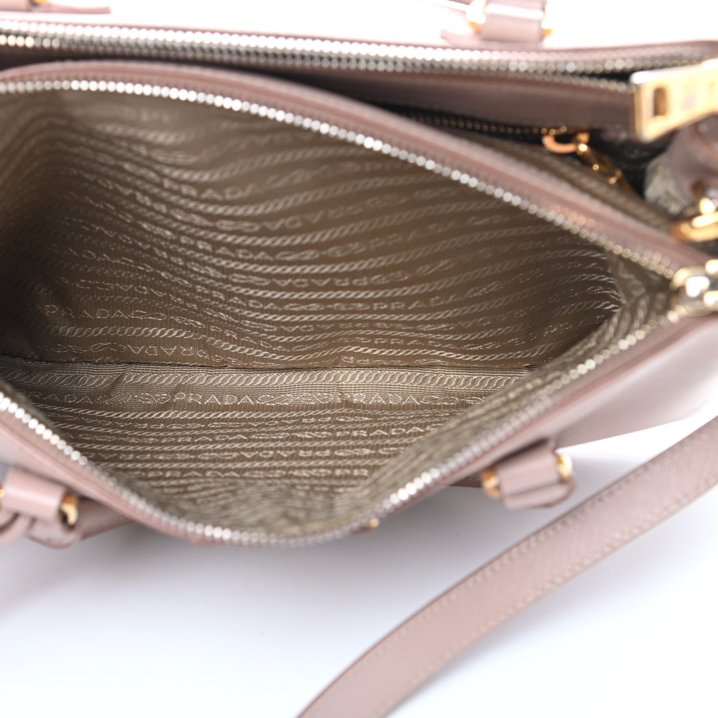 Saffiano Small Galleria Double Zip Tote Cammeo