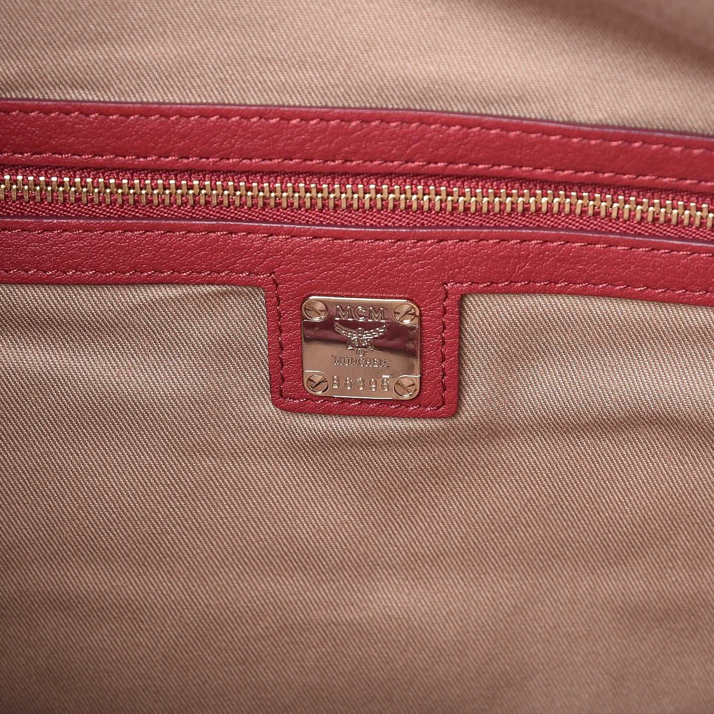 Grained Calfskin Large Hobo Ruby Tan
