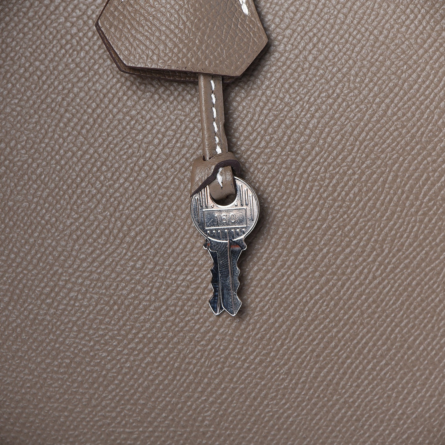 Epsom Kelly Sellier 32 Etoupe