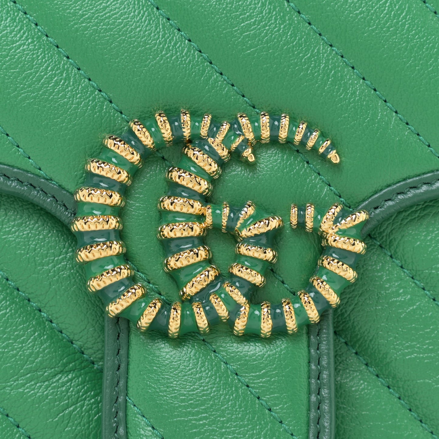Azalea Calfskin Enamel Matelasse Diagonal Small Torchon GG Marmont Shoulder Bag New Shamarock Emerald