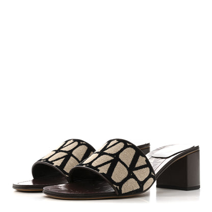 Valentino Garavani Toile Iconographe Vlogo Sandals 41  Naturale Black Brown Fondant 4 of 10
