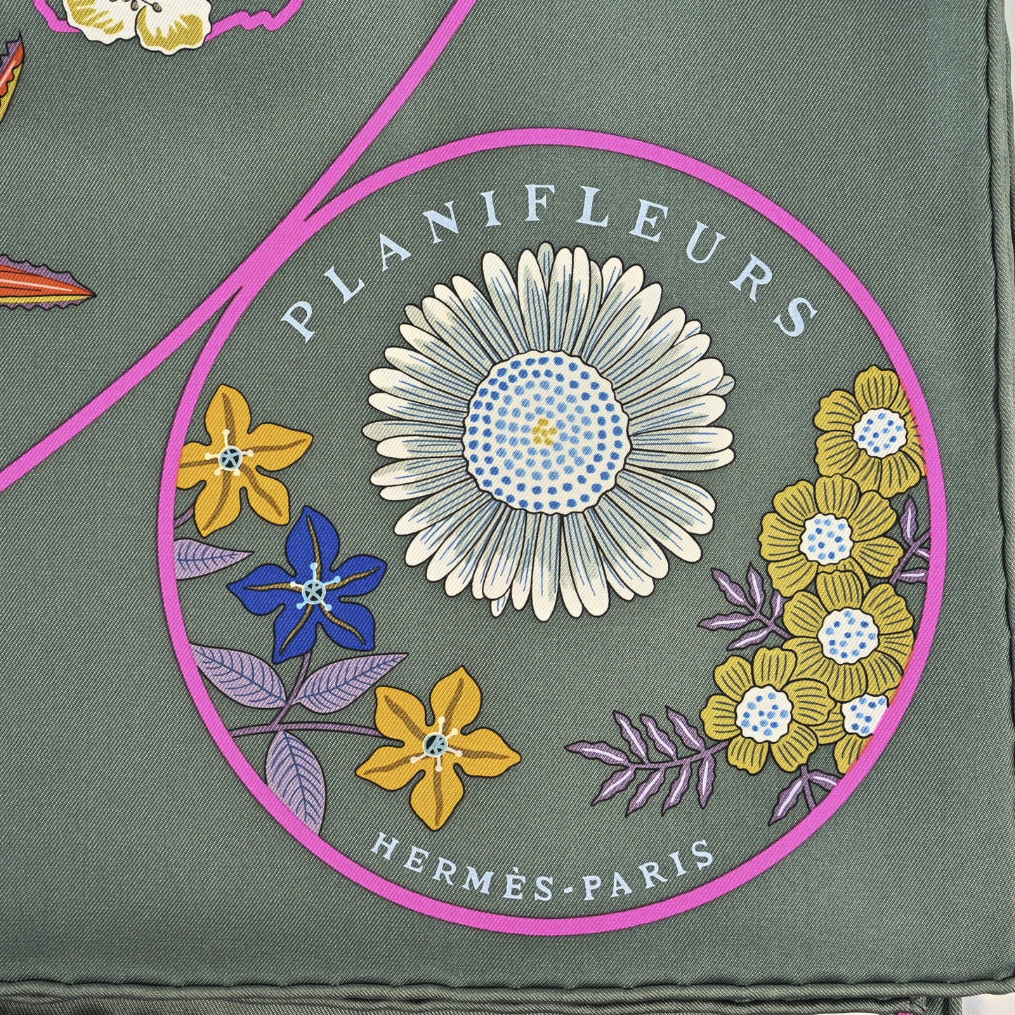 Silk Planifleurs Scarf 90 Vert Amande Rose Bleu