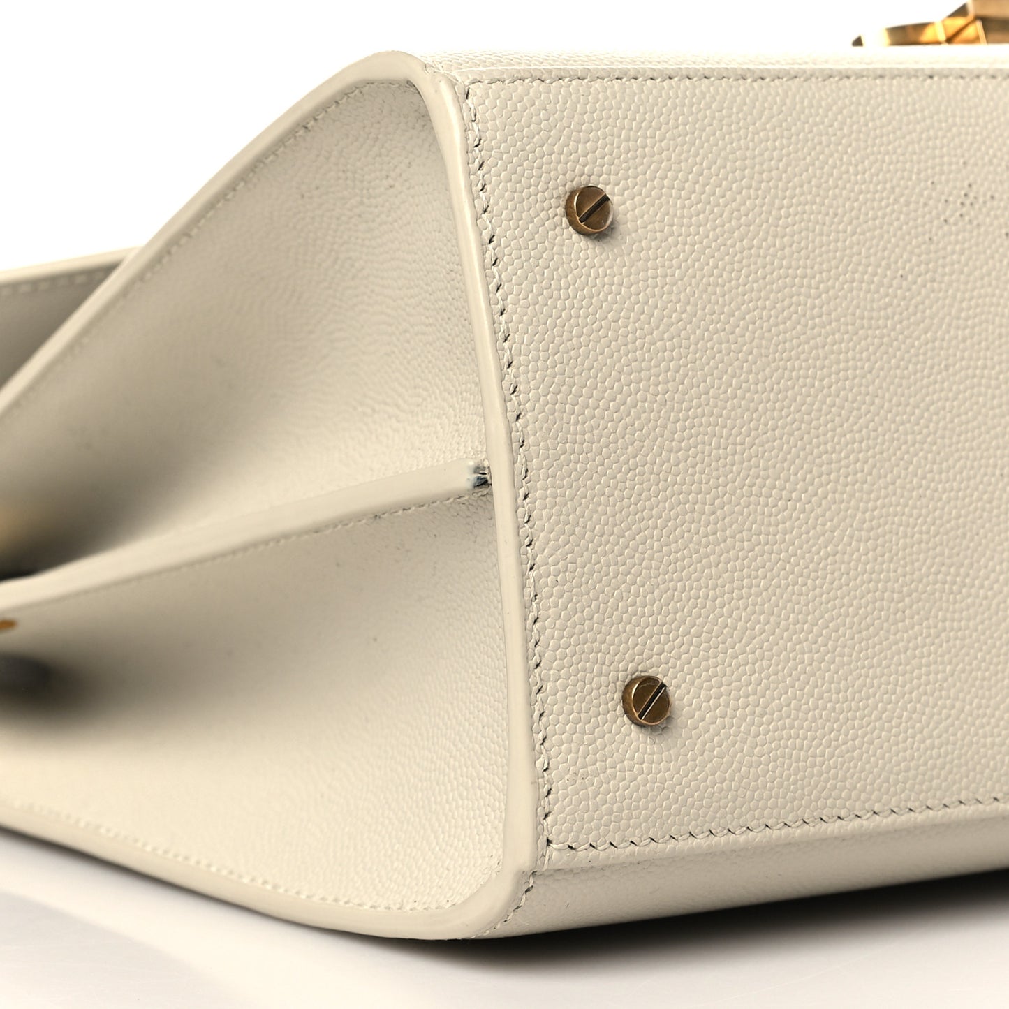 Grain de Poudre Medium Classic Monogram Cassandra Top Handle Crema Soft