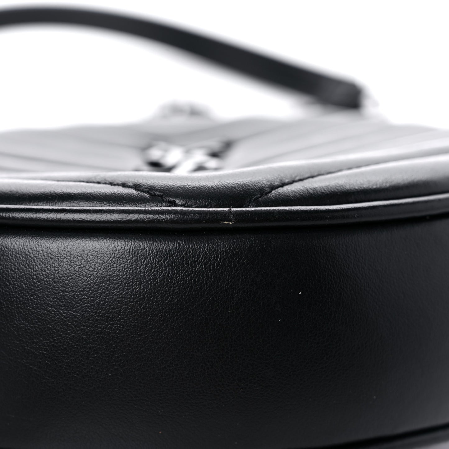 Calfskin Matelasse Chevron Round Vinyle Camera Bag Black