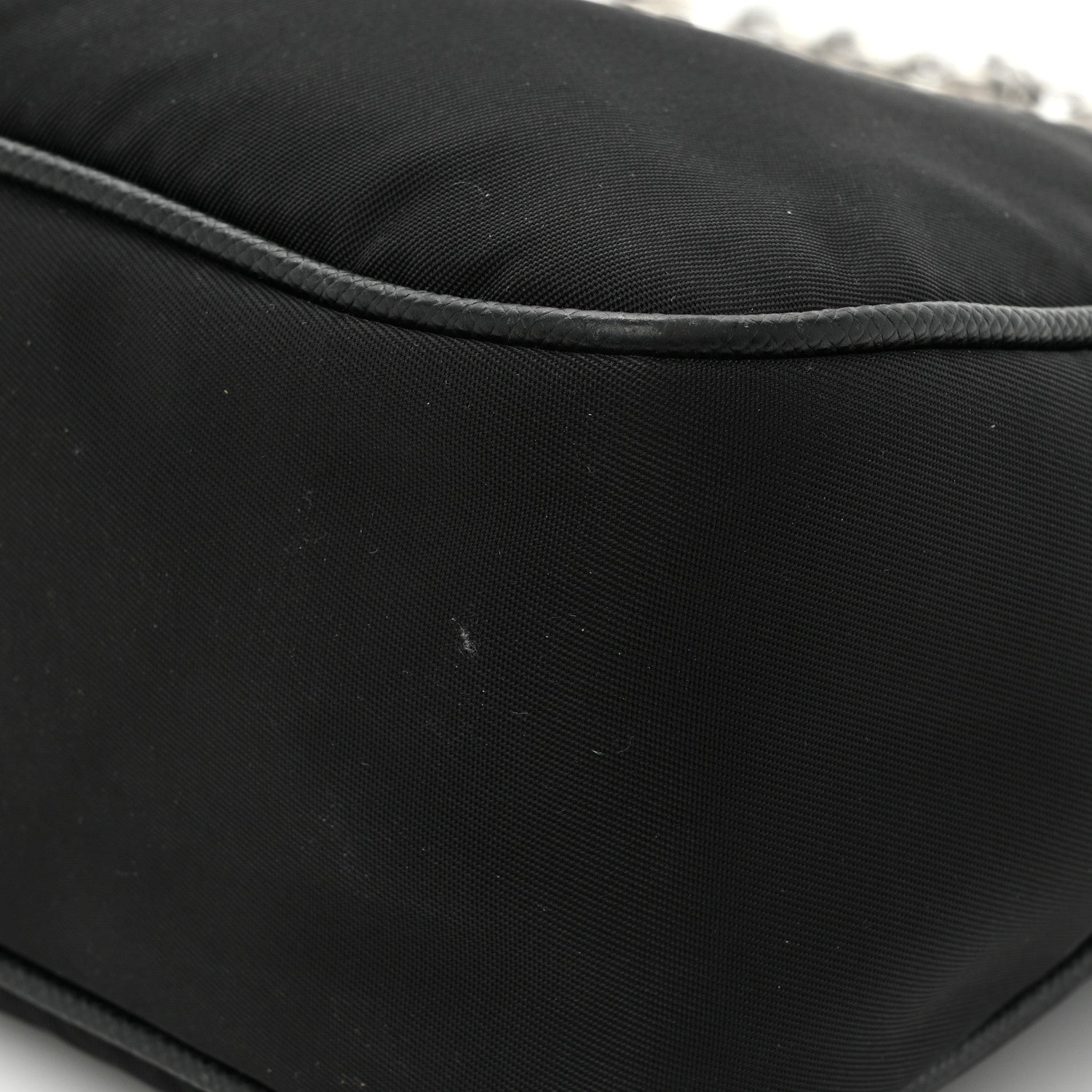 Prada Saffiano Lux Re-Edition 2005 Shoulder Bag Black 20 of 28