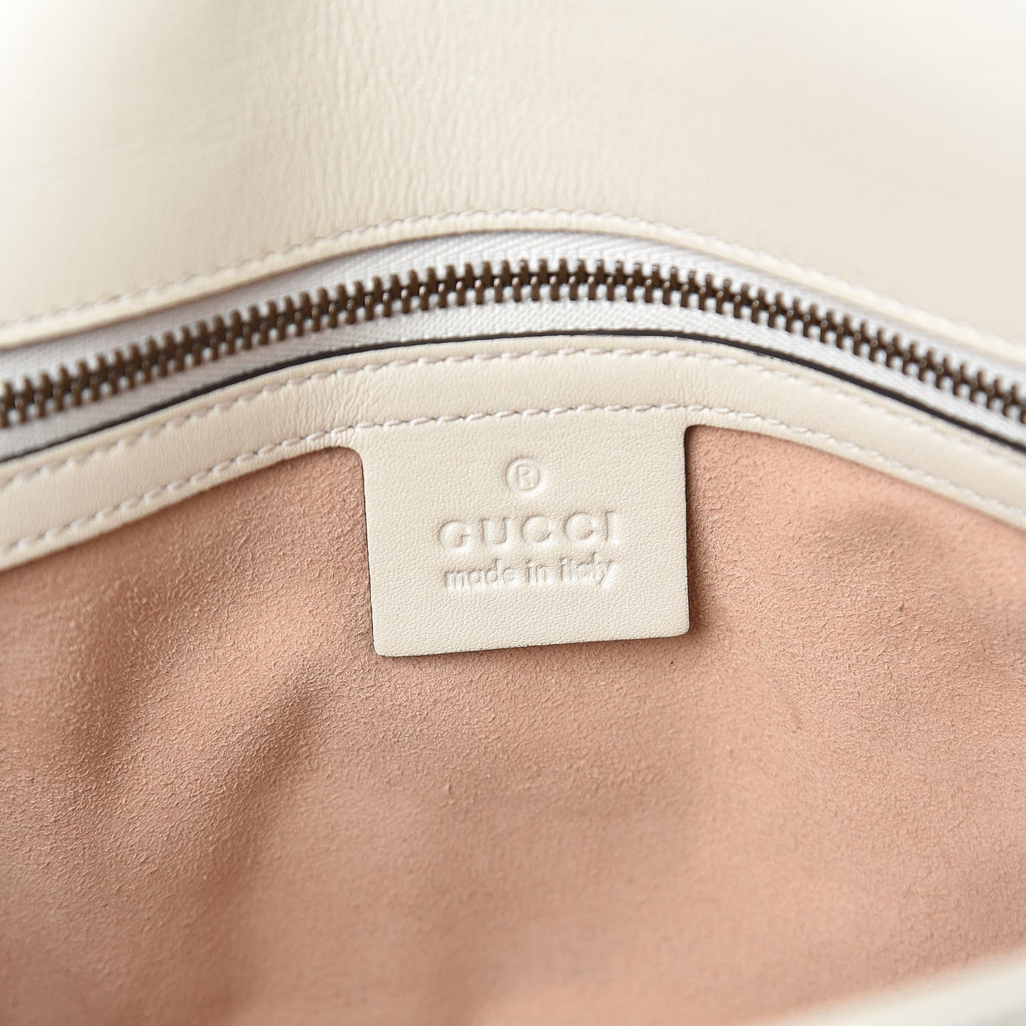 Calfskin Matelasse Small GG Marmont Shoulder Bag White