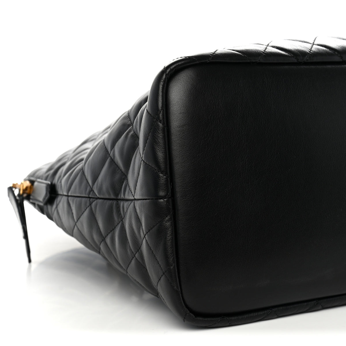Calfskin Quilted ES Giant Travel Bag Black