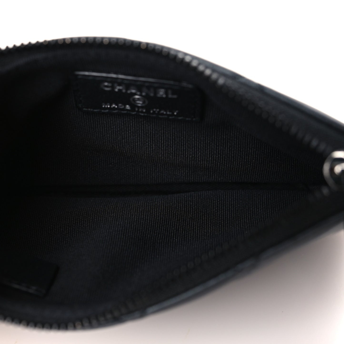 Pearly Lambskin Quilted Small Cosmetic Case So Black