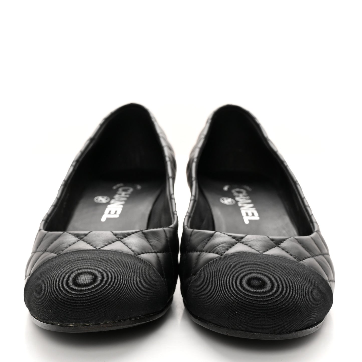 Lambskin Grosgrain Quilted CC Cap Toe Low Heel Pumps 37 Black