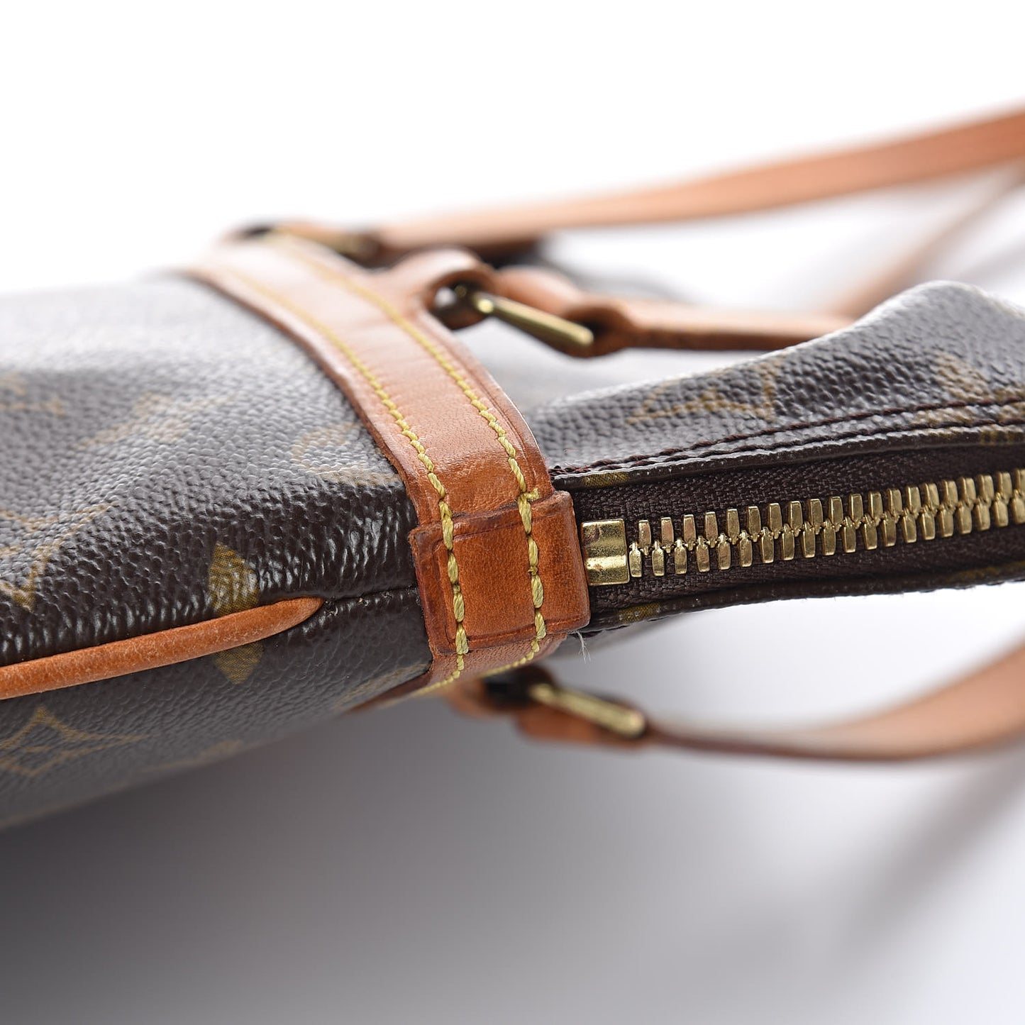 Monogram Sac Coussin GM