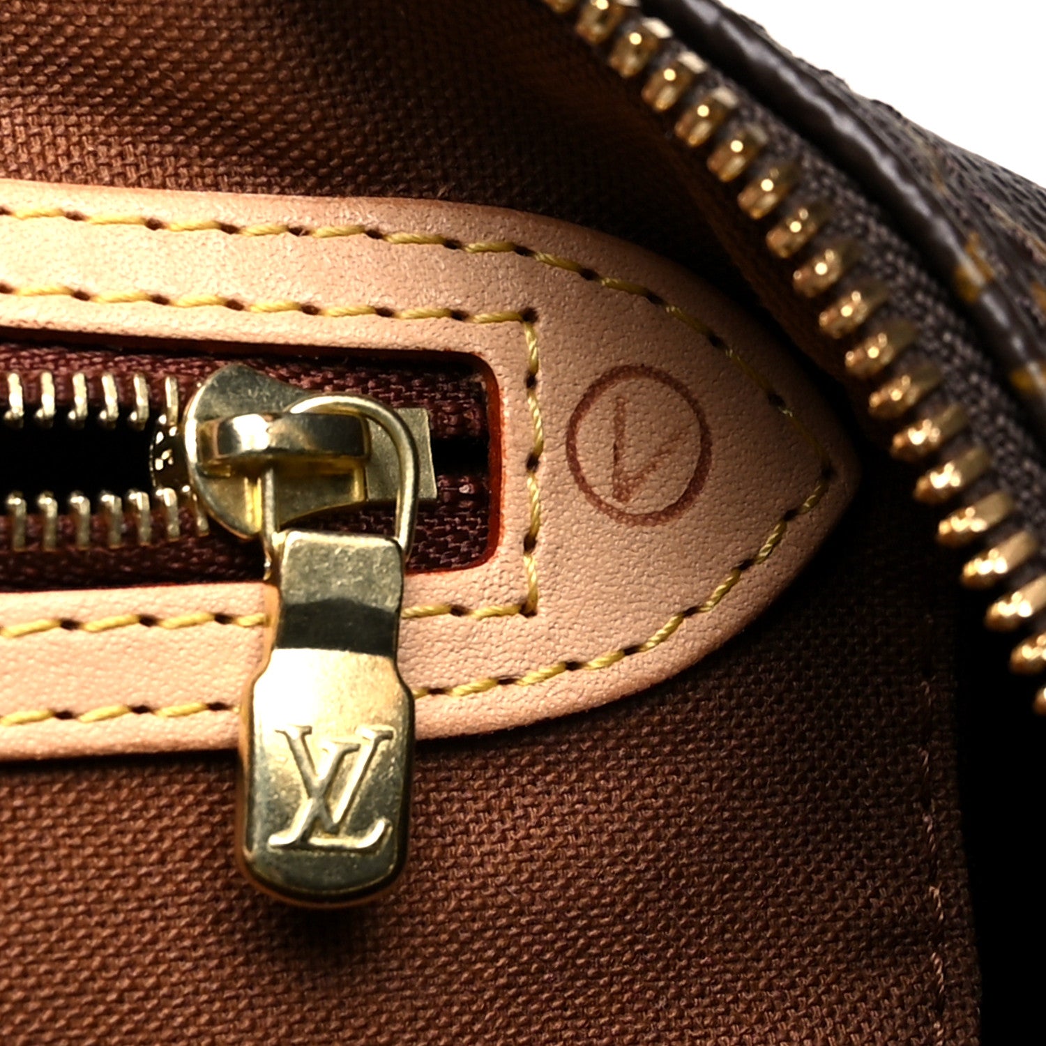 Louis Vuitton Monogram Speedy Bandouliere 35 13 of 13
