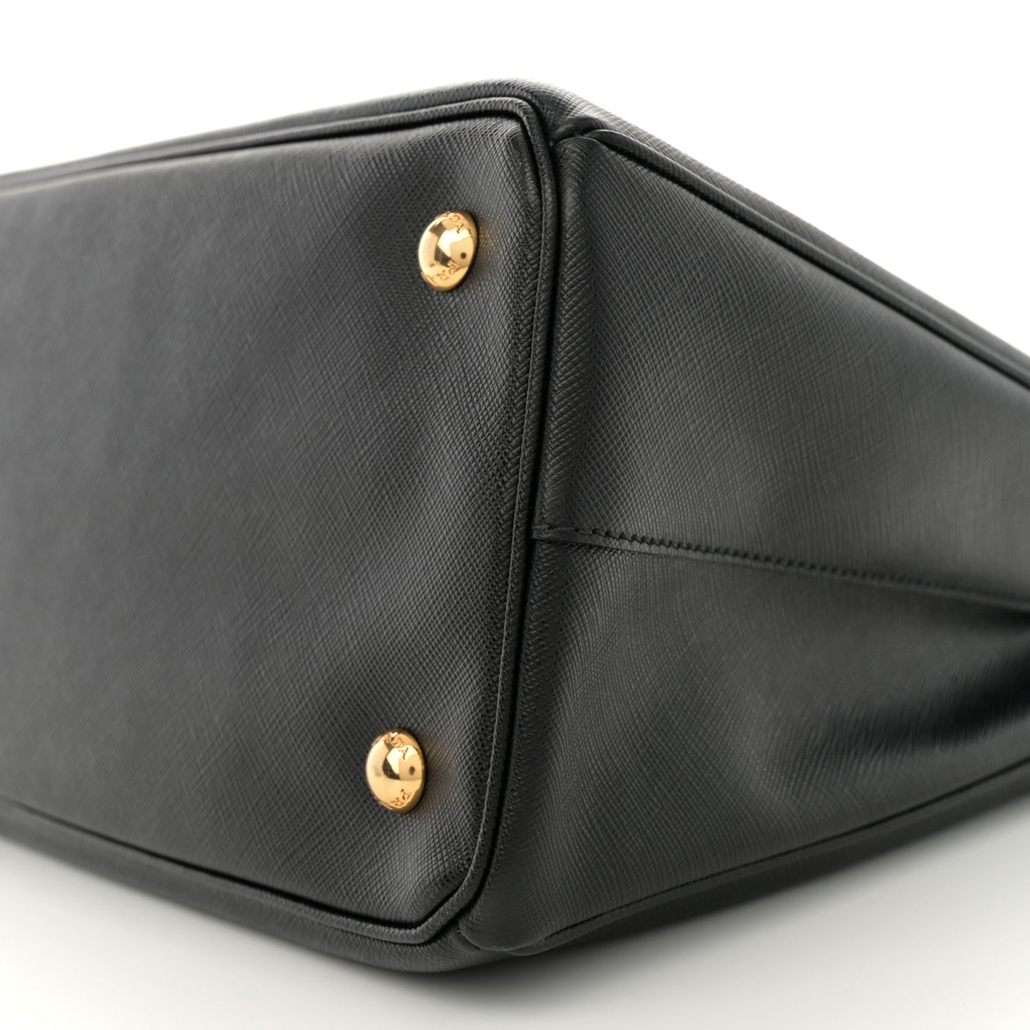 Saffiano Lux Medium Tote Black