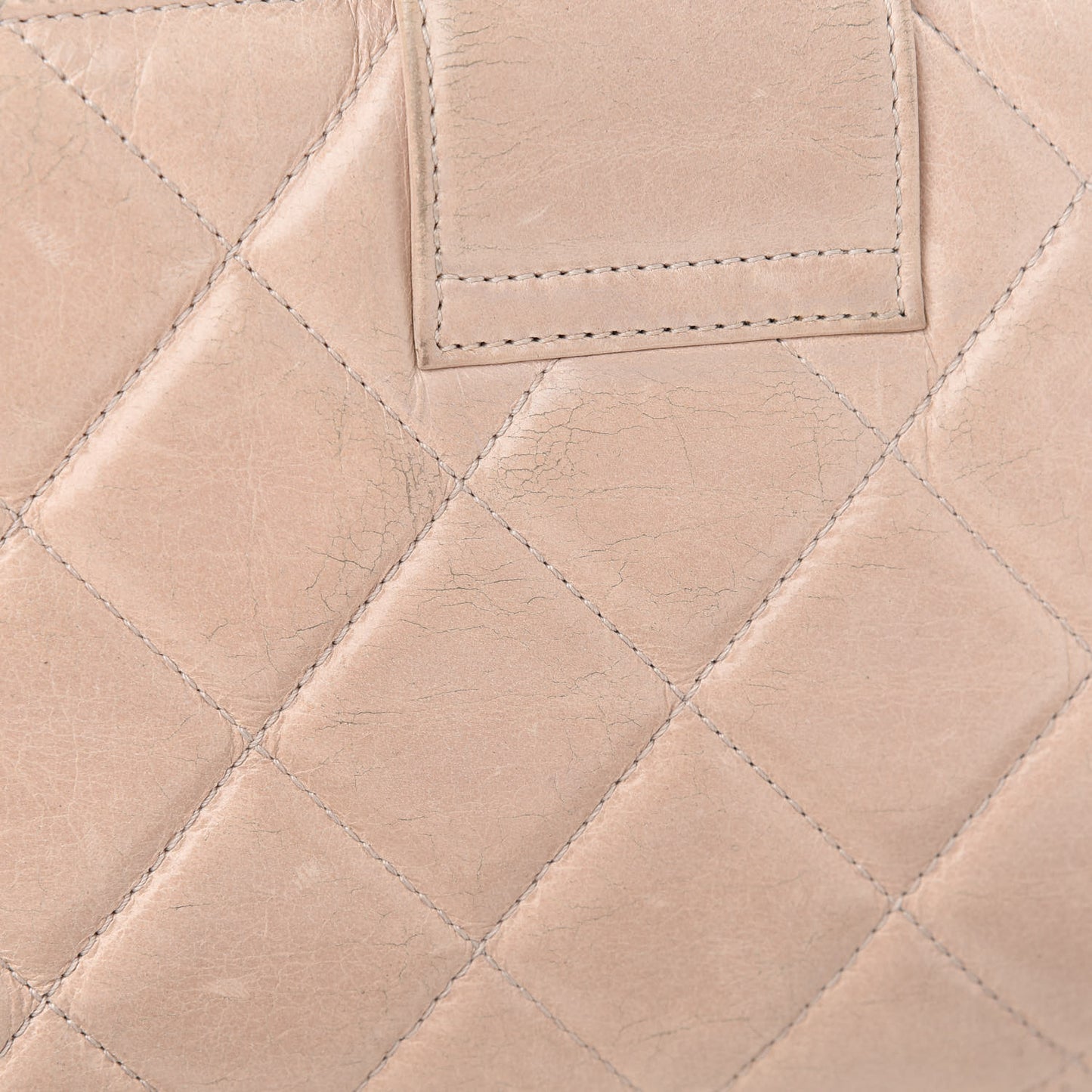 Glazed Calfskin Quilted Coco Pleats Chain Clutch Light Pink