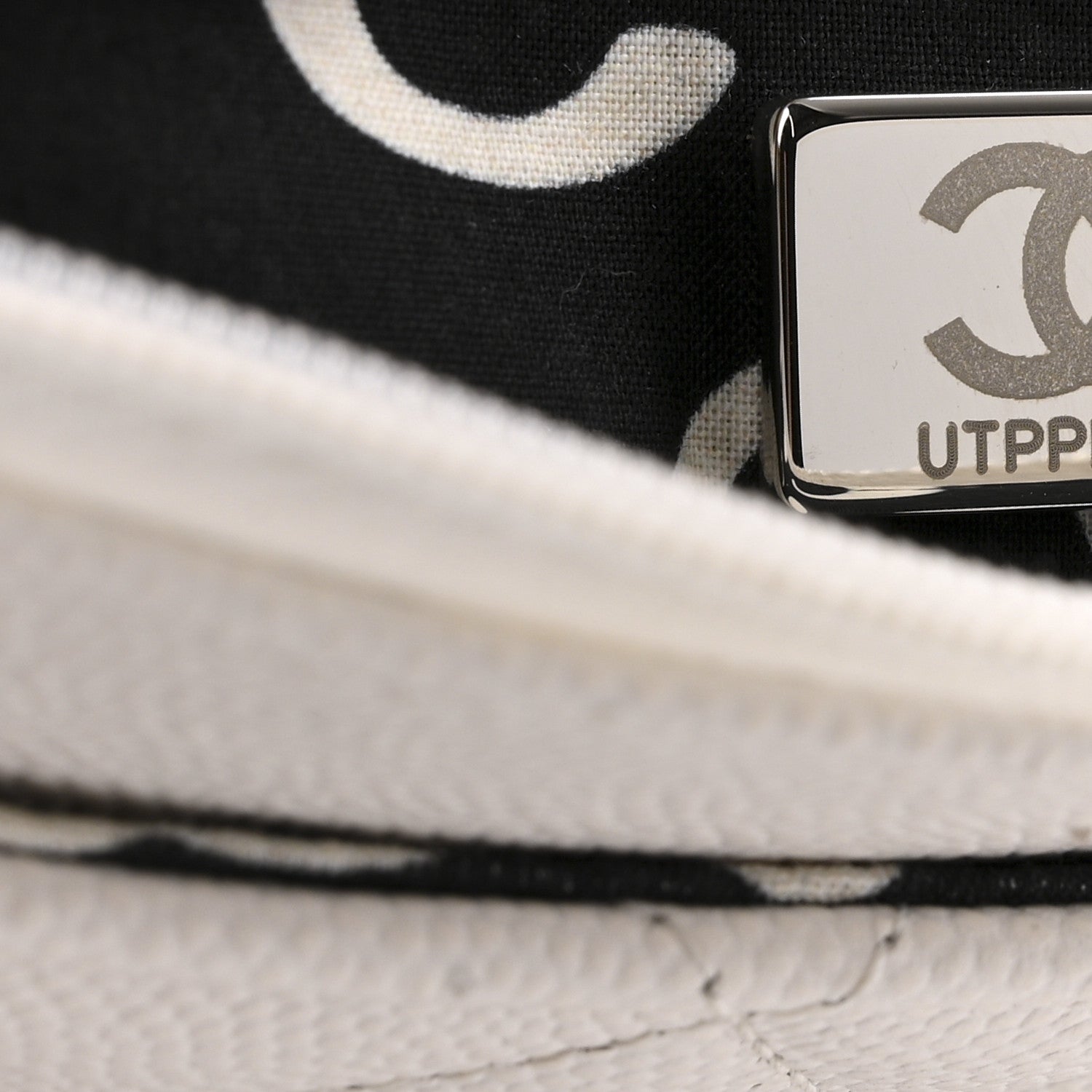 Chanel Caviar Quilted CC Logo Wallet on Chain WOC White 8 of 15