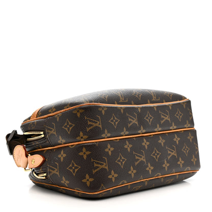 Louis Vuitton Monogram Reporter PM 4 of 14
