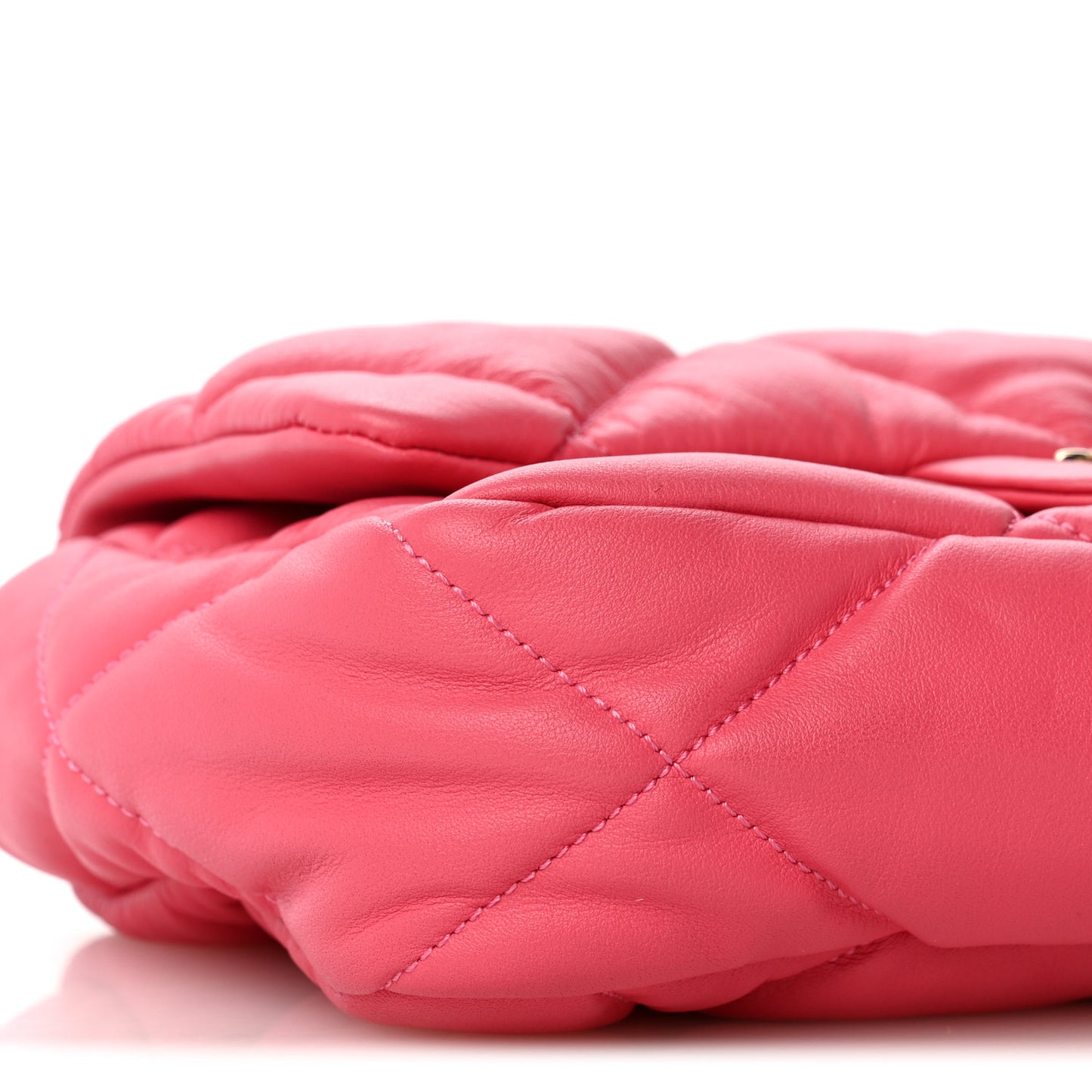 Calfskin Quilted Medium Bubbly Flap Pink