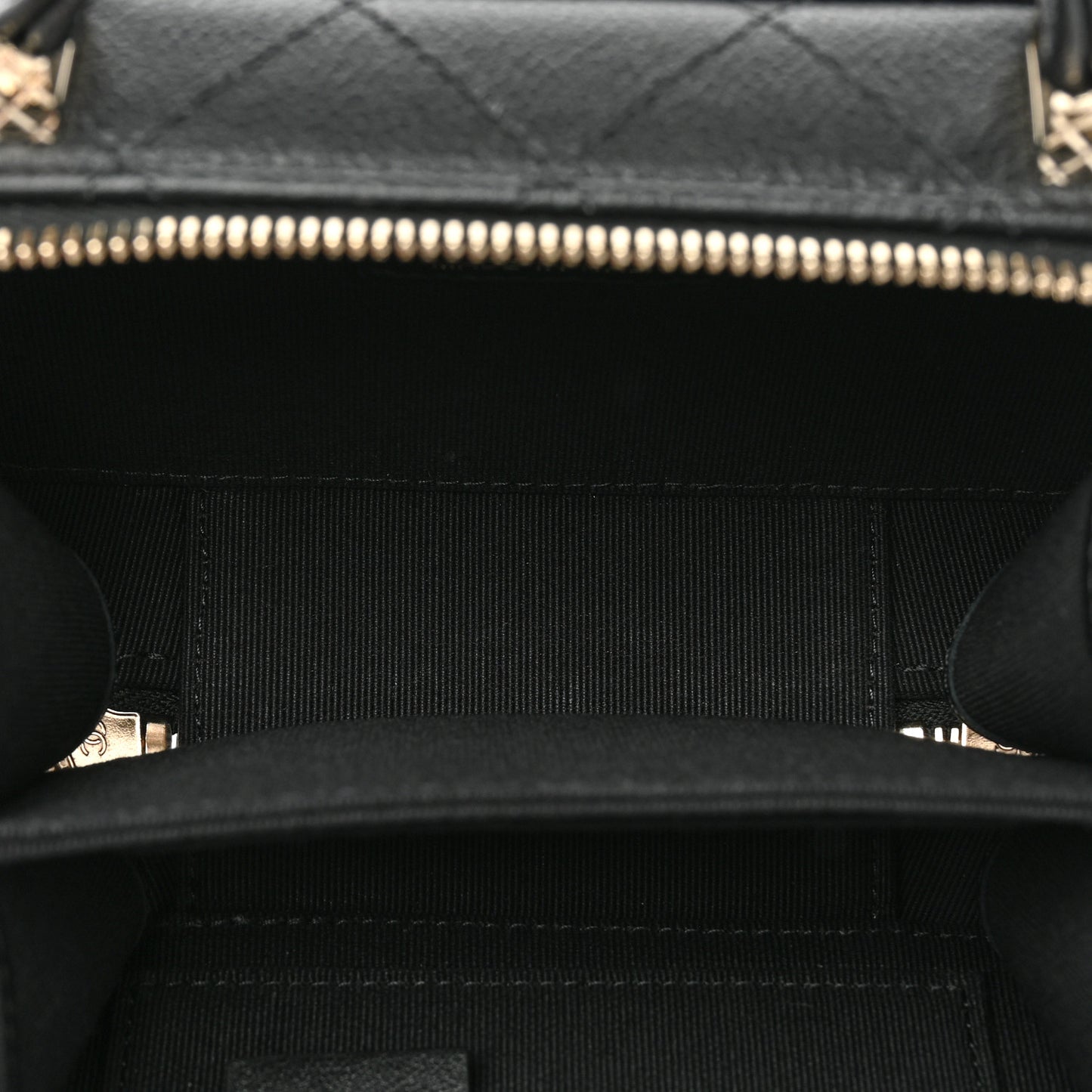 Caviar Quilted Vanity Case Black