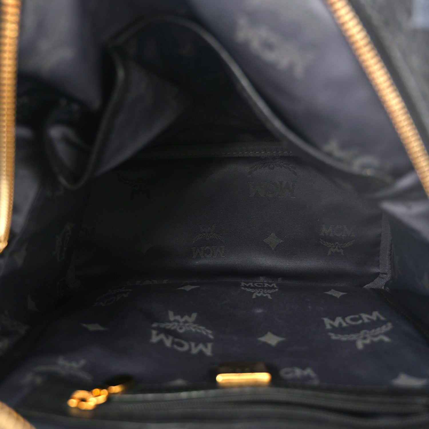 MCM Grained Calfskin Visetos Studded Small Stark M Backpack Black 5 of 10