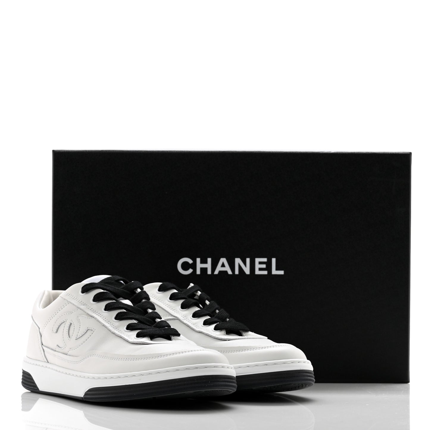 Calfskin CC Womens Sneakers 37 White Black