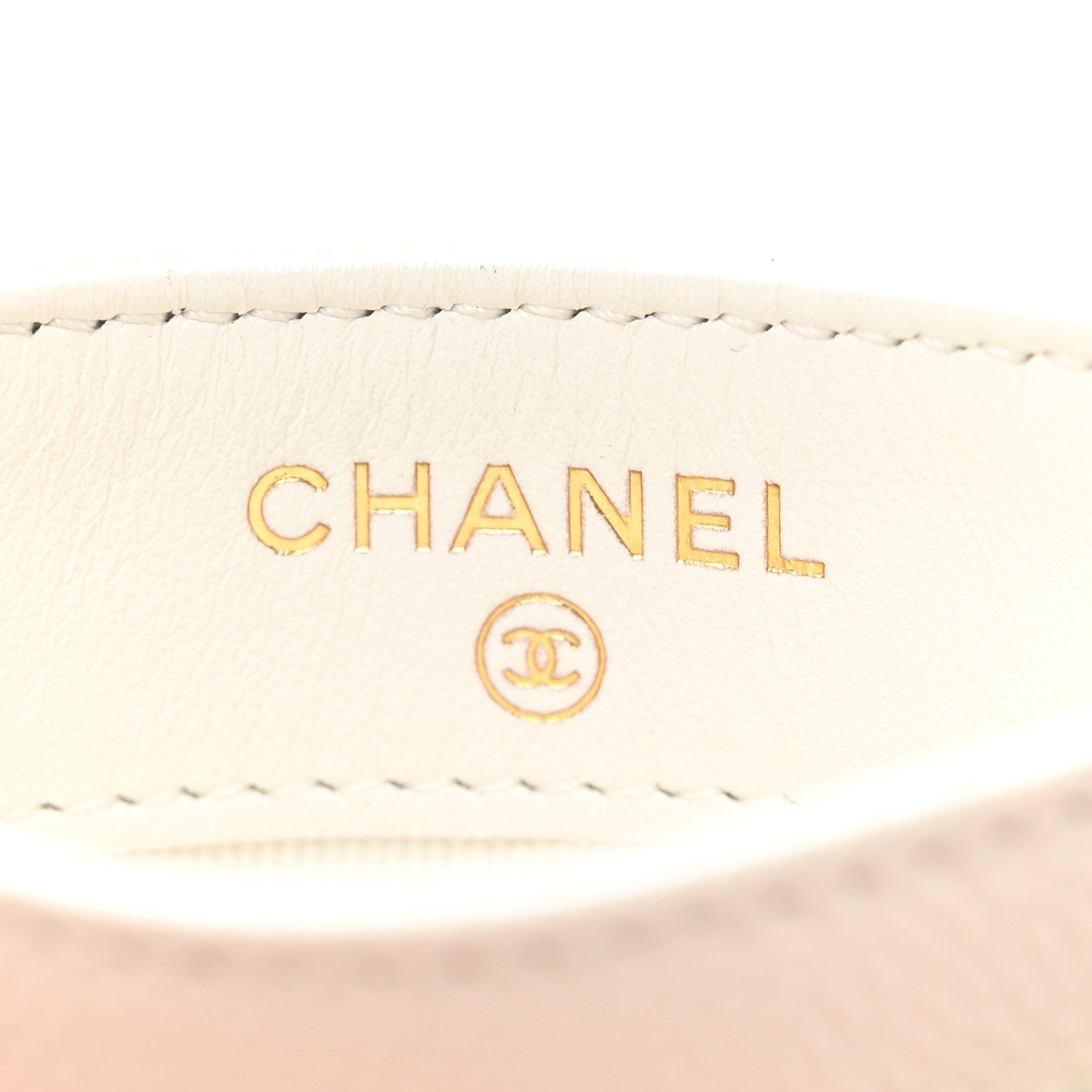 Chanel Caviar Quilted Card Holder White 5 of 7