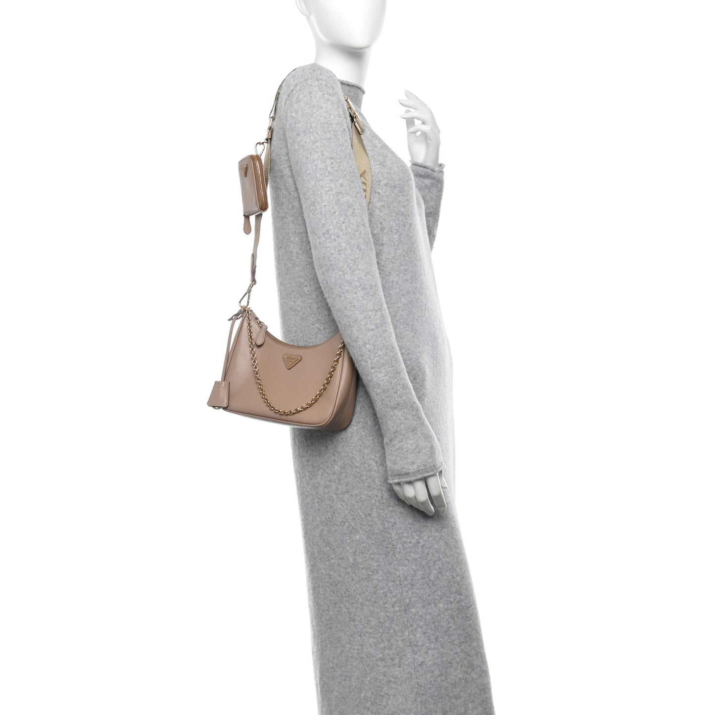 Saffiano Lux Re-Edition 2005 Shoulder Bag Cammeo