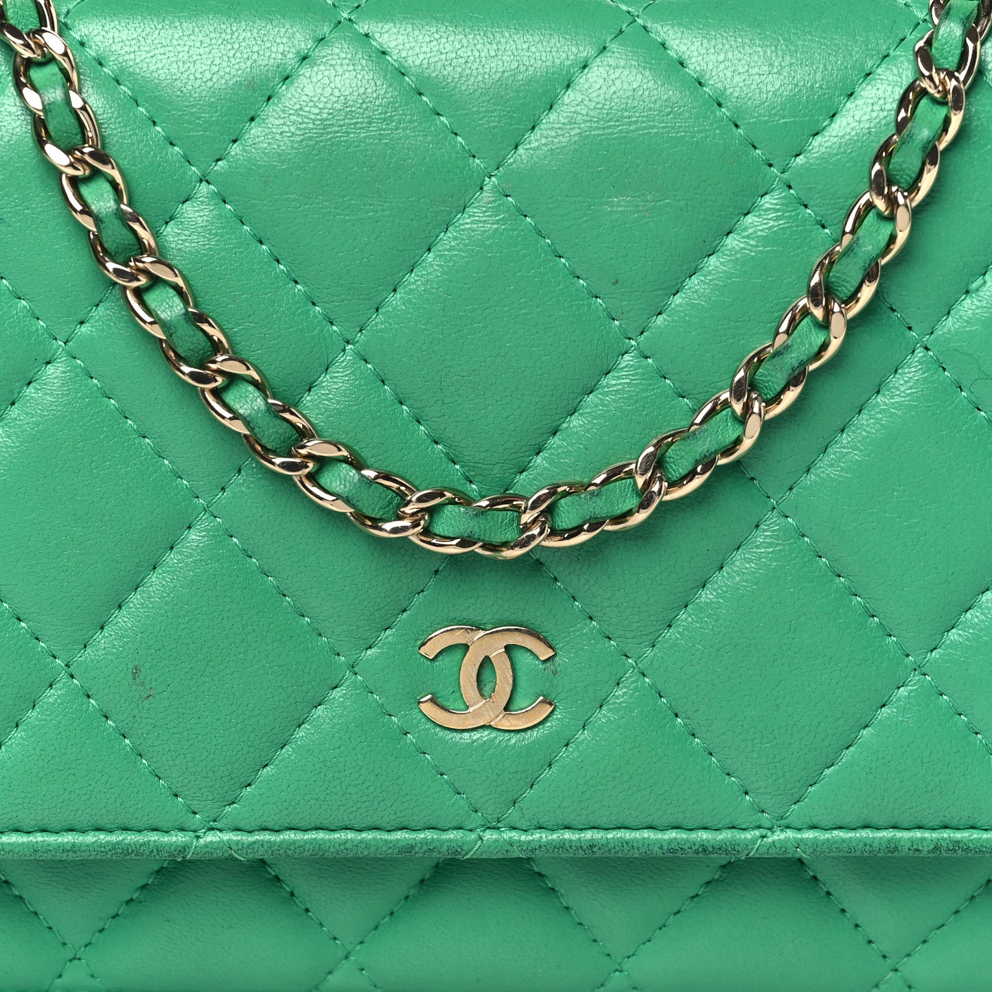 Lambskin Quilted Wallet On Chain WOC Green