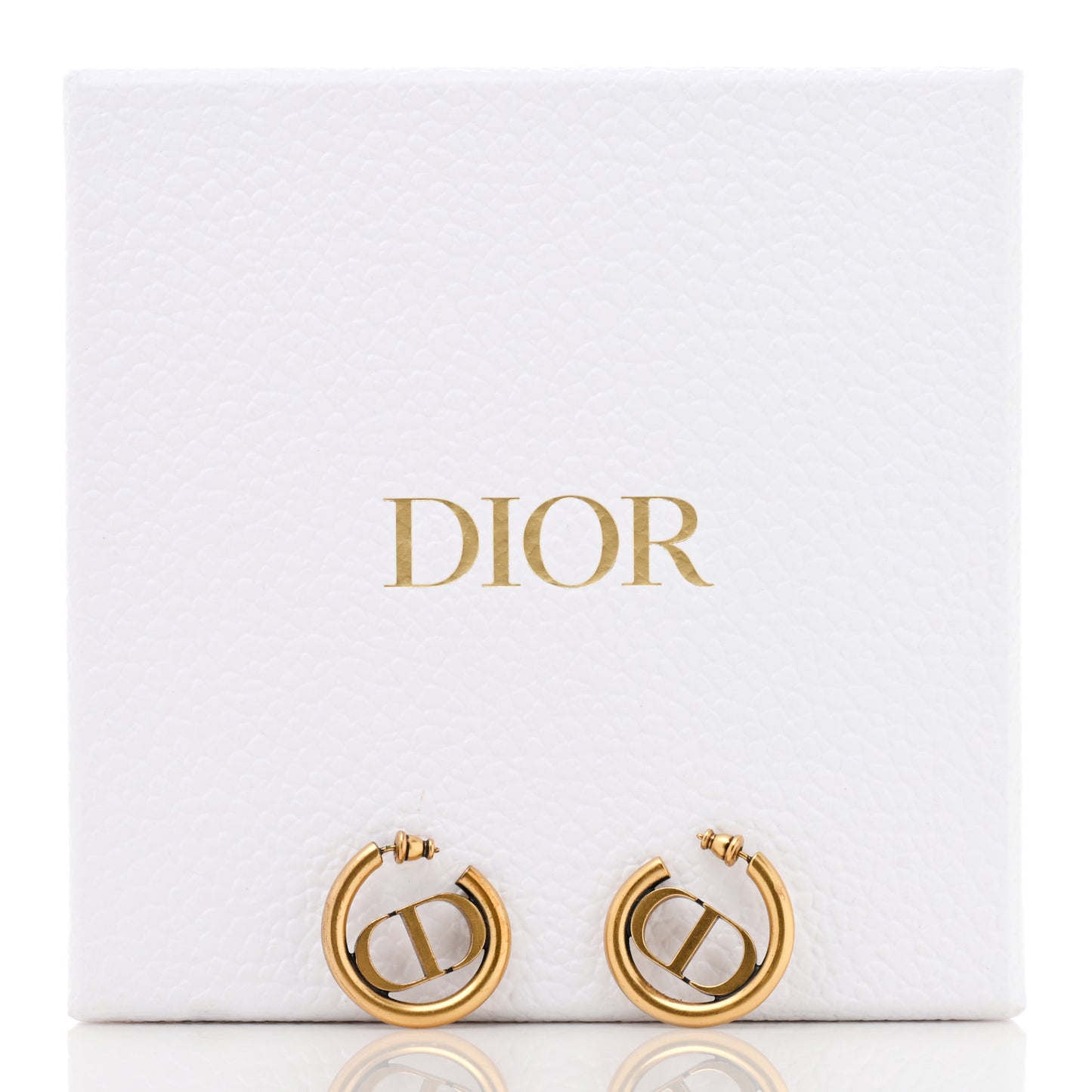 Metal 30 Montaigne Hoop Earrings Aged Gold
