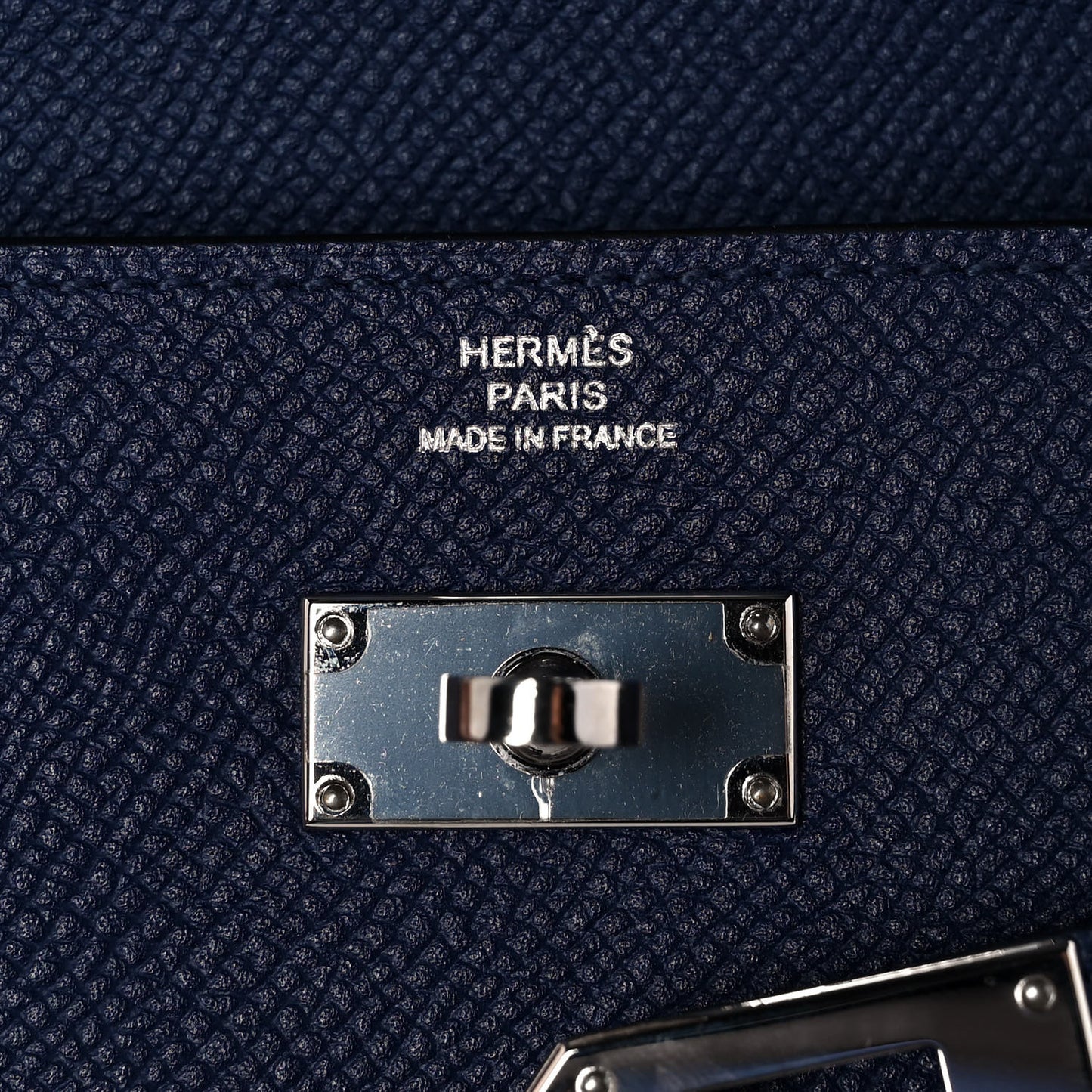 Epsom Kelly Longue Wallet Bleu Saphir