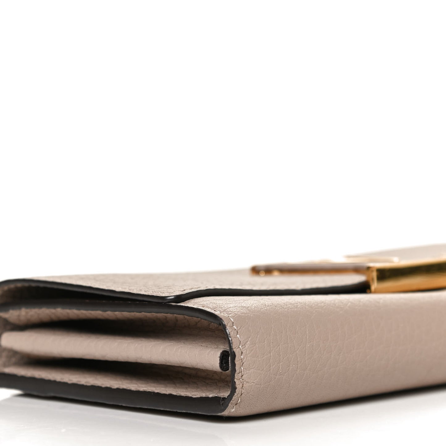 Taurillon Capucines Wallet Galet