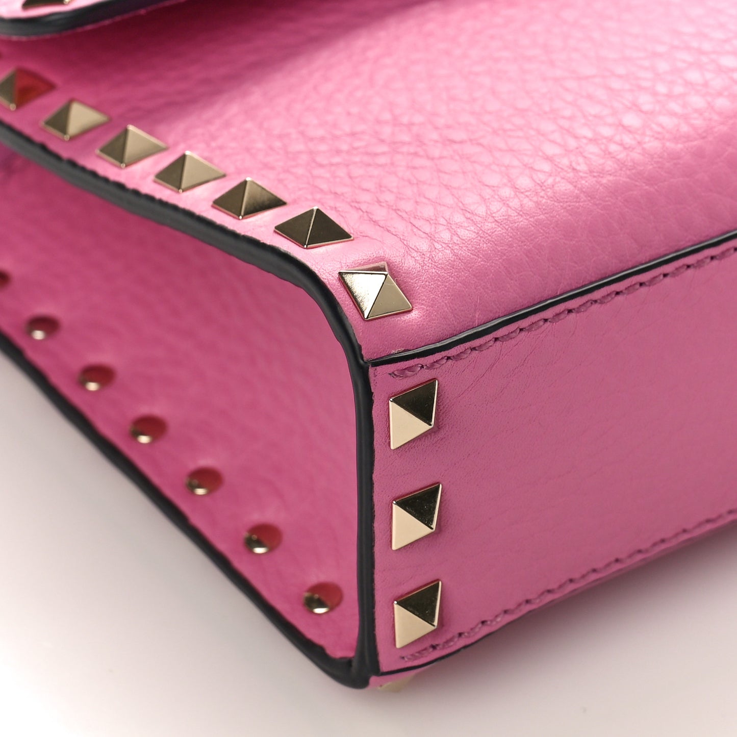 Pebbled Calfskin Medium Rockstud Flip Lock Crossbody Bag Dawn Pink