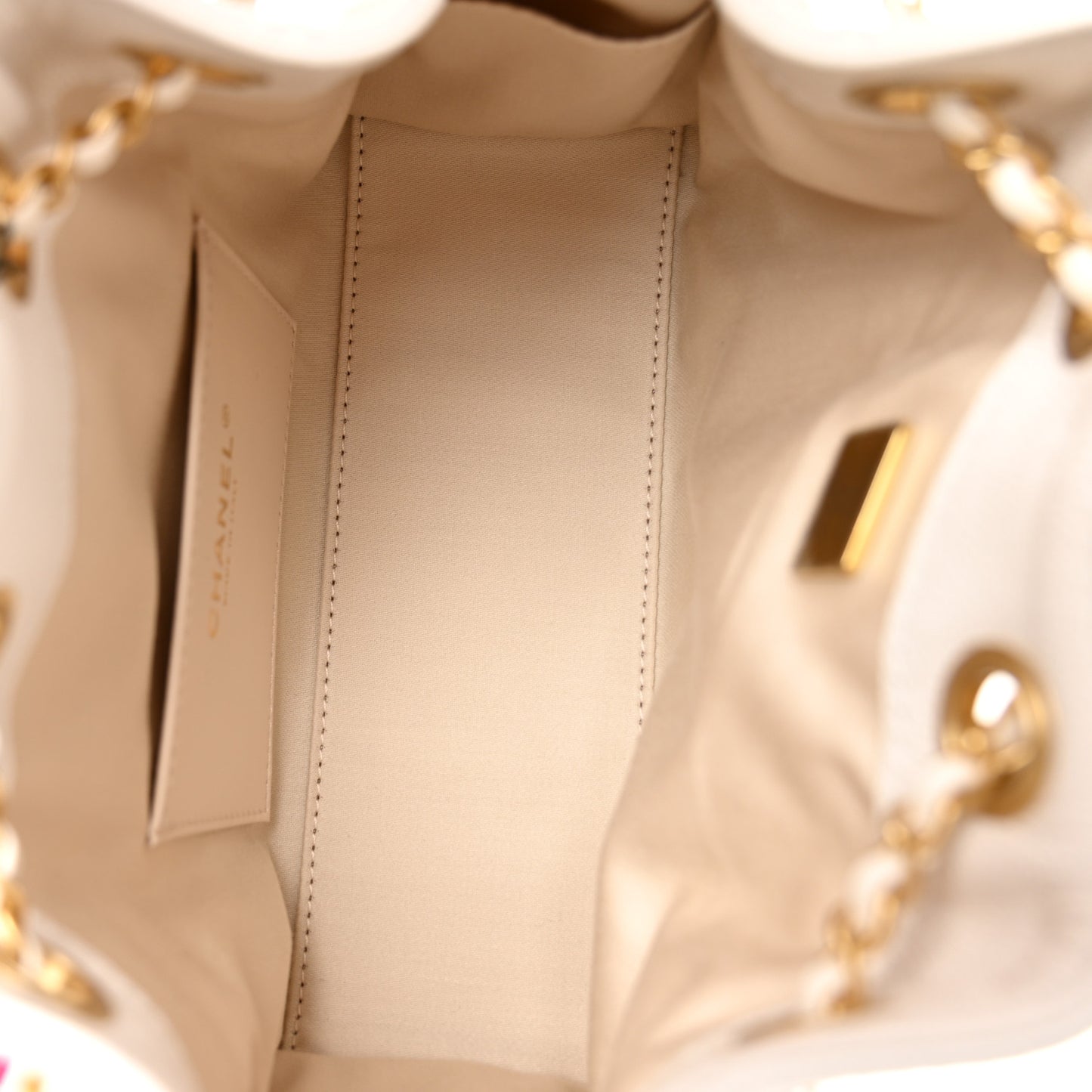 Caviar Quilted Mini Chanel 25 Handbag White