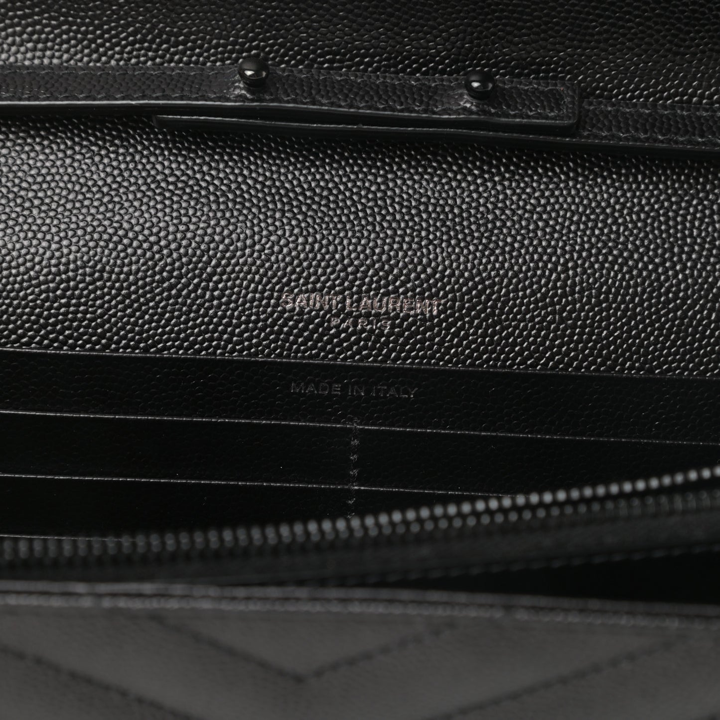 Grain De Poudre Matelasse Chevron Monogram Chain Wallet Black