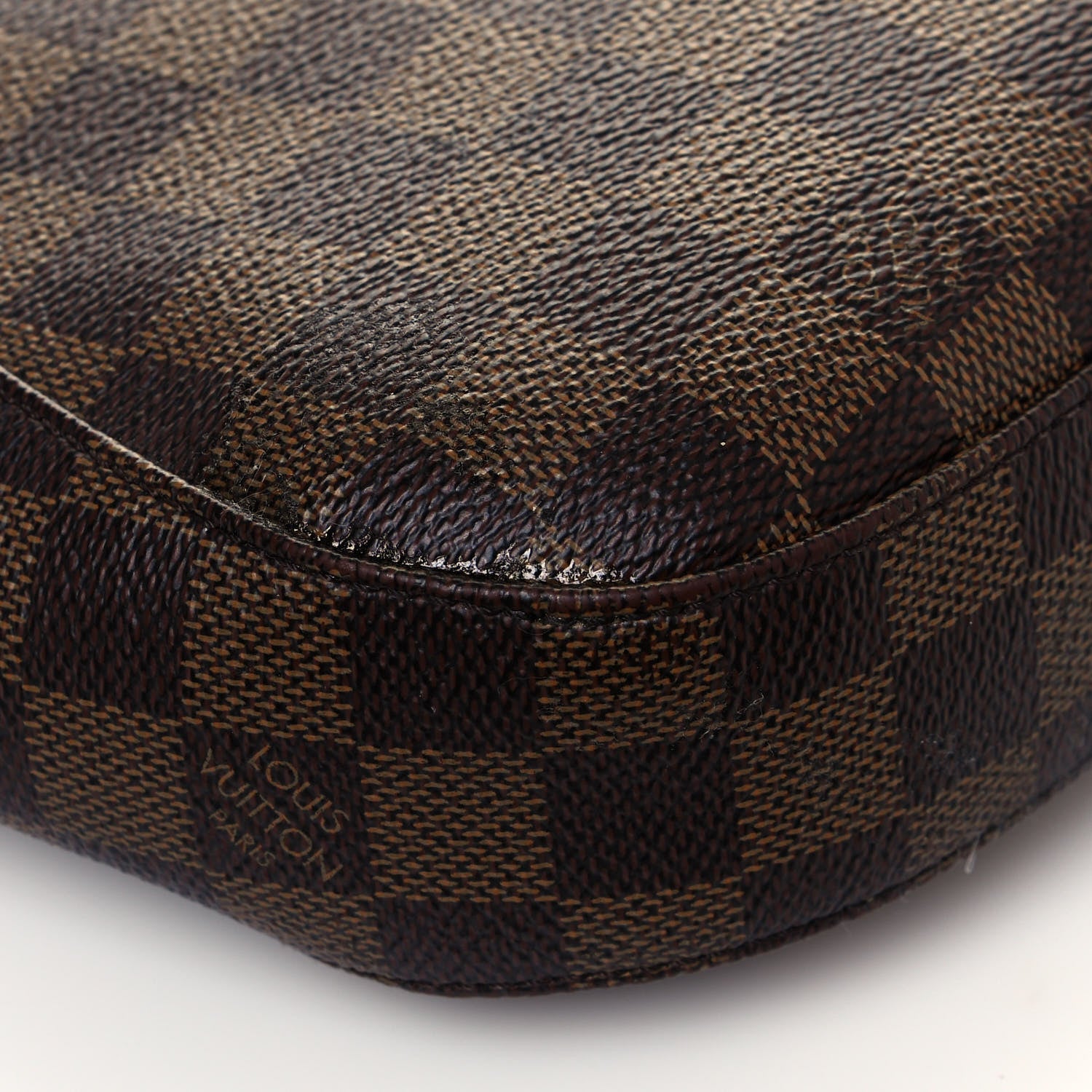 Louis Vuitton Damier Ebene South Bank Besace 12 of 16