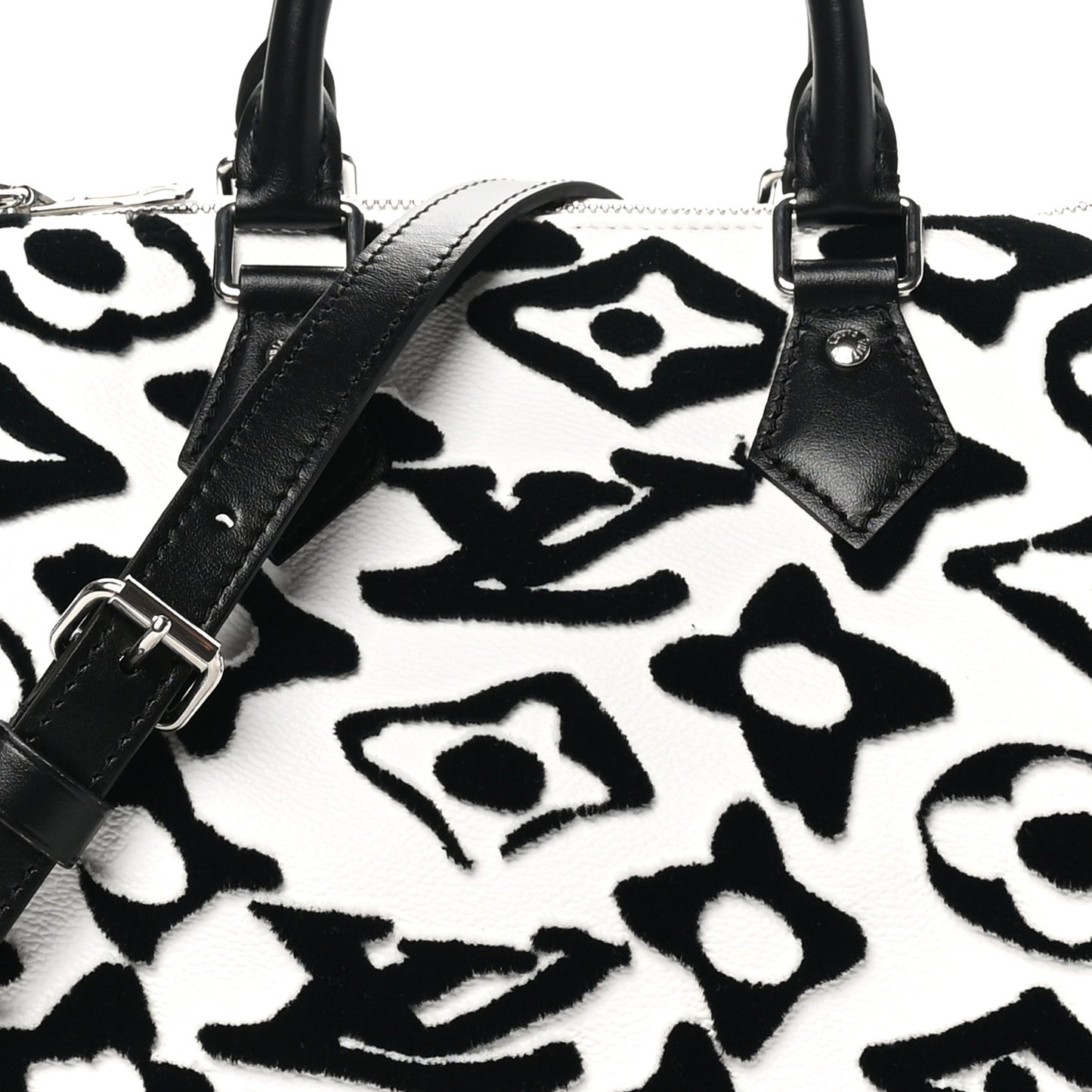 X UF Tufted Monogram Speedy Bandouliere 25 White Black