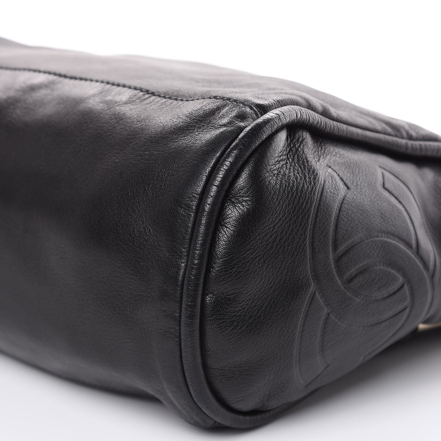 Lambskin Large Ultimate Soft Tote Black