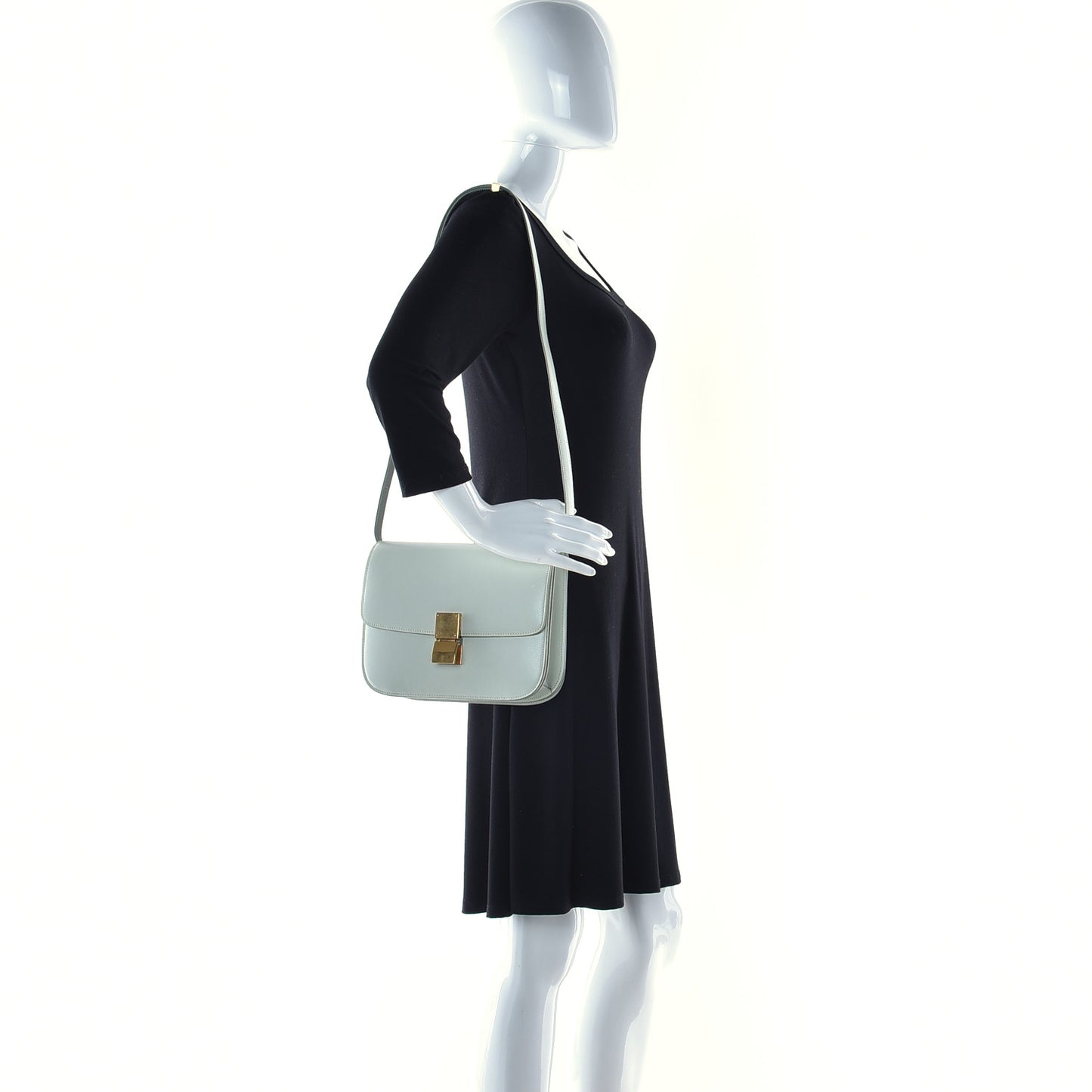 Box Calfskin Medium Classic Box Flap Bag Mint