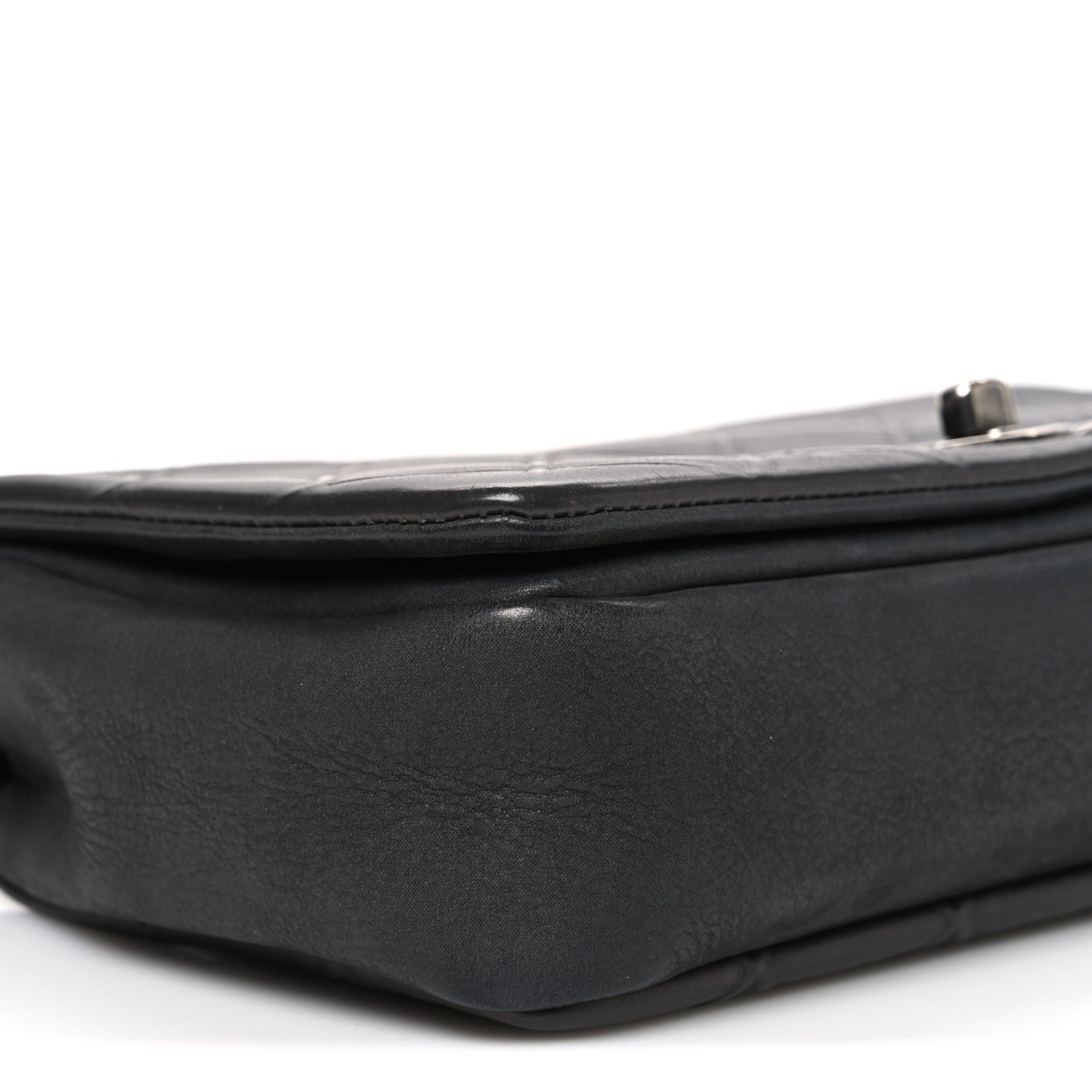 Calfskin Diamond Embossed Medium New Chic Flap Dark Grey