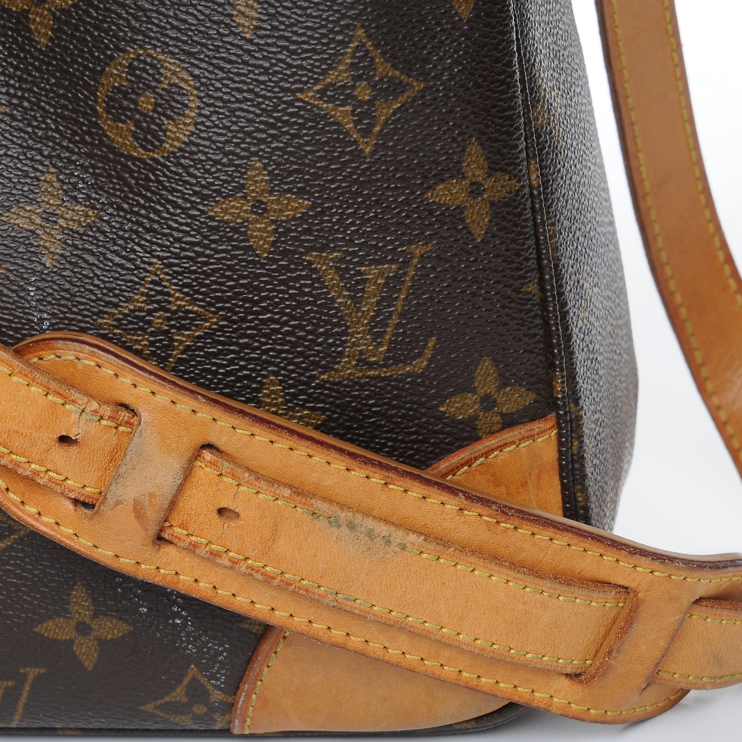 Monogram Boulogne 30