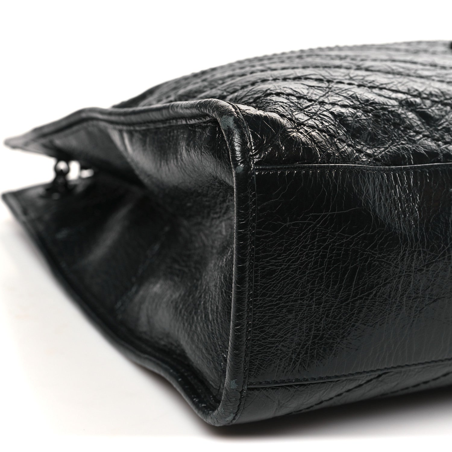 Saint Laurent Crinkled Calfskin Matelasse Monogram Large Niki Shopper Tote Black 9 of 11