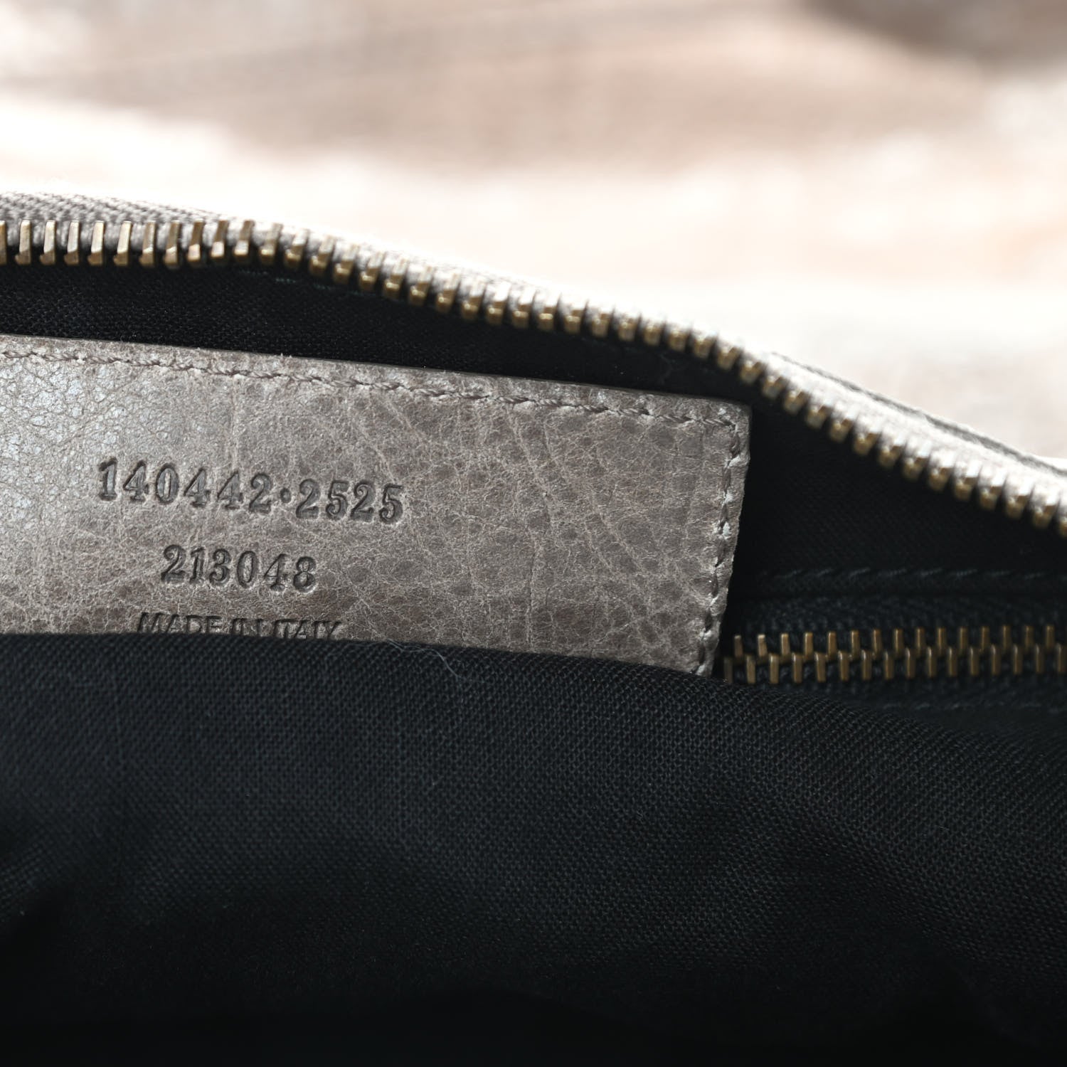 Balenciaga Agneau Classic Hardware Day Hobo Gris Poivre 7 of 11