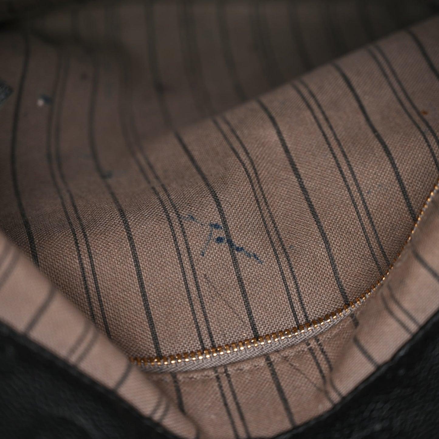 Empreinte Artsy MM Black